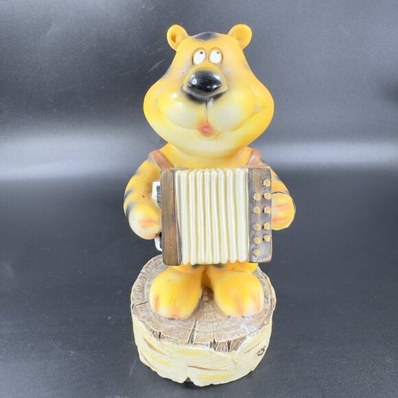 Vintage Resin Tiger Musician Playing the Accordion Harmonica Decorative Figurine - Picture 11 of 11
